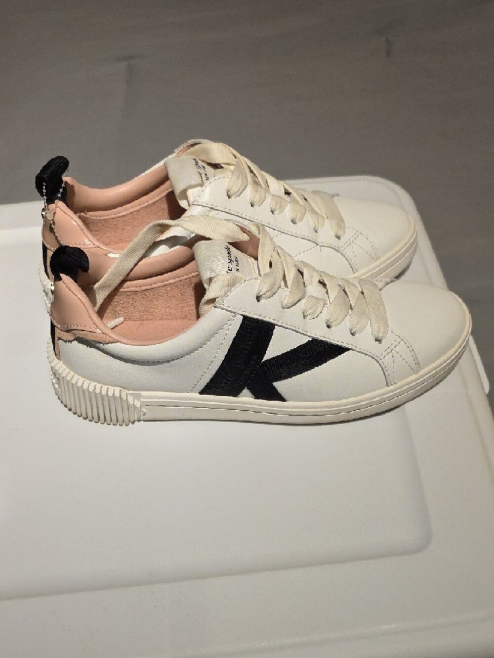 kate spade White Leather Sneakers with Black Side Stripe and Blush Lining - Picture 15 of 15